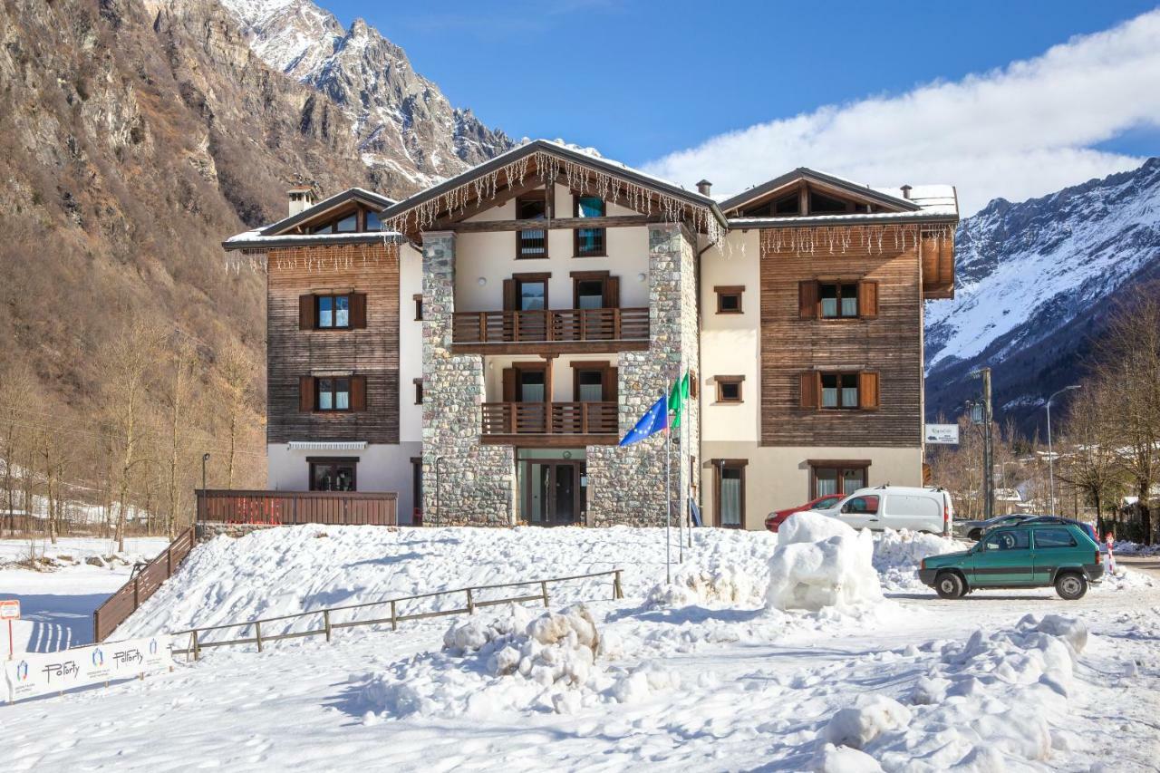 Ostello Casa Corti Valbondione Buitenkant foto